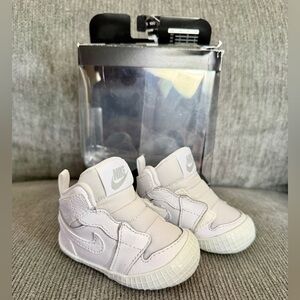 Nike Air Jordan 1 Jordan Crib Bootie - White - Size 2c